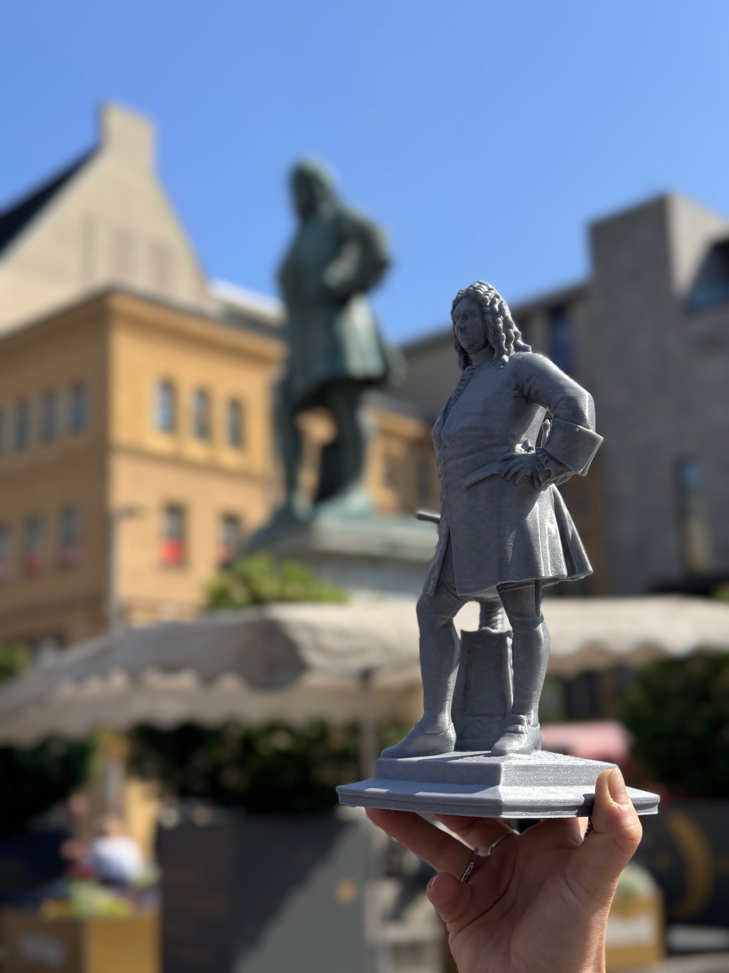 Händel-Denkmal Halle Gold